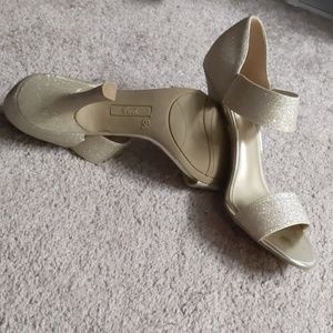 Gold Fioni heels
